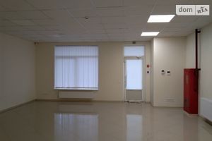 Сдается в аренду офис 143 кв. м в нежилом помещении в жилом доме