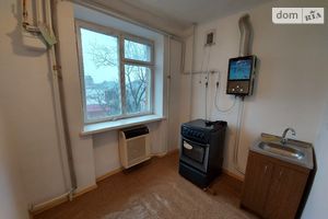 Продается 3-комнатная квартира 58 кв. м в Смеле
