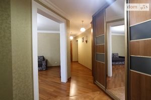 Продается 3-комнатная квартира 96 кв. м в Виннице