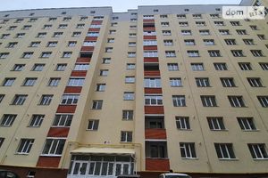 Продається 2-кімнатна квартира 67.6 кв. м у Хмельницькому