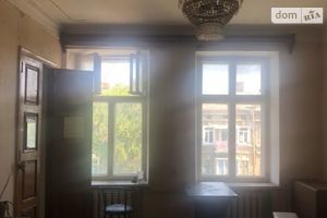 Продается 3-комнатная квартира 70 кв. м в Одессе