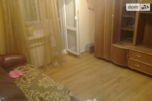 Сдается в аренду 1-комнатная квартира 32 кв. м в Черновцах