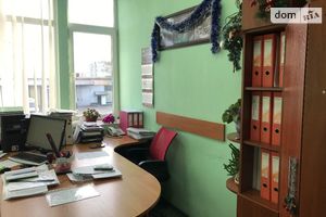 Продається офіс 130 кв. м в бізнес-центрі