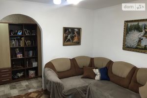 Продается 3-комнатная квартира 65 кв. м в Корсуне-Шевченковском