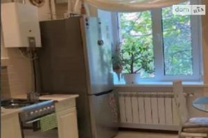 Продається 2-кімнатна квартира 60 кв. м у Одесі