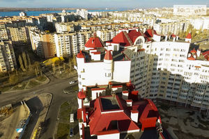 Продается 3-комнатная квартира 87 кв. м в Николаеве