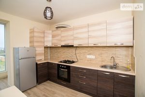 Сдается в аренду 1-комнатная квартира 42 кв. м в Ровно