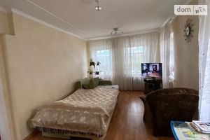 Продается часть дома 62 кв. м с бассейном