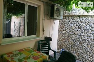 Сдается в оренду частина будинку 32 кв. м з терасою