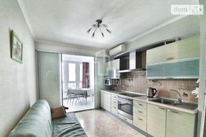 Сдается в аренду 2-комнатная квартира 25 кв. м в Киеве
