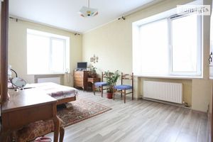 Продается 3-комнатная квартира 94 кв. м в Днепре