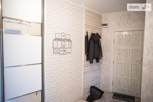 Продается 3-комнатная квартира 60 кв. м в Василькове