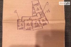 Продается 4-комнатная квартира 88 кв. м в Днепре