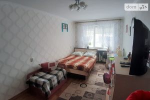 Продається 1-кімнатна квартира 32 кв. м у Луцьку