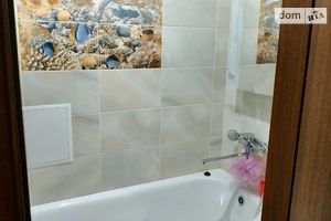 Продається 1-кімнатна квартира 30 кв. м у Запоріжжі