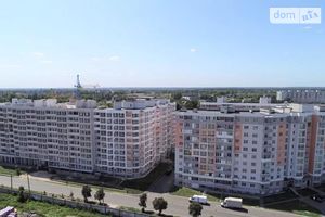 Продается 5-комнатная квартира 157.4 кв. м в Чернигове