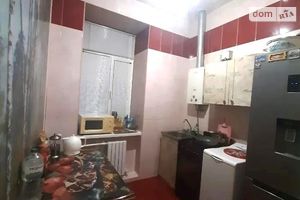 Продається 2-кімнатна квартира 45 кв. м у Дніпрі