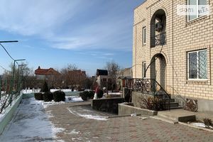 Продается дом на 2 этажа 200 кв. м с баней/сауной