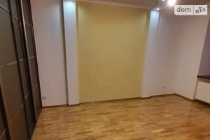 Продается 3-комнатная квартира 97 кв. м в Тернополе