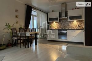 Сдается в аренду 3-комнатная квартира 90 кв. м в Киеве