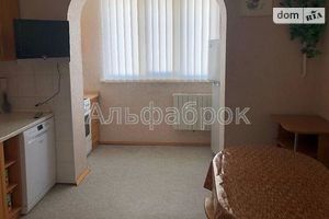 Сдается в аренду 3-комнатная квартира 74 кв. м в Киеве