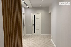 Продается 2-комнатная квартира 65 кв. м в Виннице