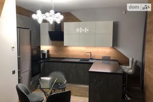 Сдается в аренду 1-комнатная квартира 50 кв. м в Киеве