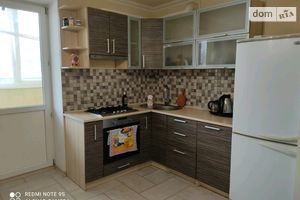 Сдается в аренду 1-комнатная квартира 50 кв. м в Ровно