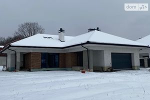 Продається одноповерховий будинок 299 кв. м з гаражем