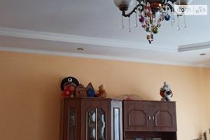 Продається 4-кімнатна квартира 96 кв. м у Хмельницькому