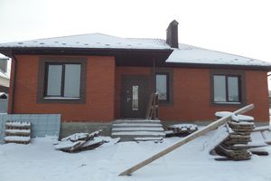 Продается одноэтажный дом 105 кв. м с гаражом