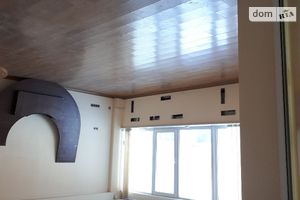 Здається в оренду 9-кімнатна квартира 221 кв. м у Чернігові