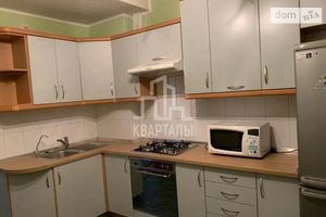 Сдается в аренду 3-комнатная квартира 64 кв. м в Киеве