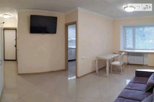 Продается 1-комнатная квартира 32 кв. м в Днепре