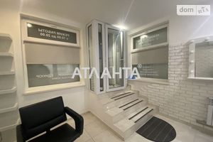 Продается объект сферы услуг 30.4 кв. м в 10-этажном здании
