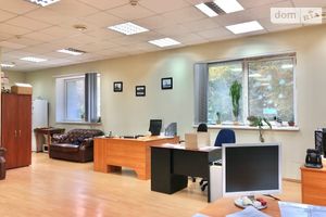 Здається в оренду офіс 130 кв. м в адміністративній будівлі