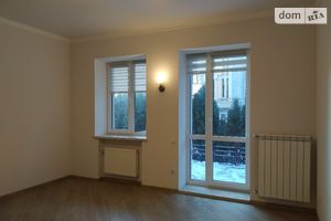 Здається в оренду офіс 90 кв. м в нежитловому приміщені в житловому будинку