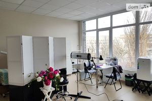 Сдается в аренду помещения свободного назначения 31.7 кв. м в 5-этажном здании