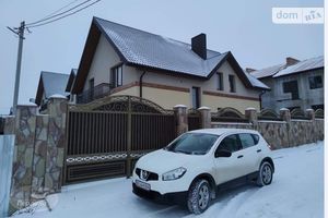 Продается дом на 2 этажа 220 кв. м с беседкой