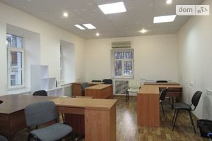 Здається в оренду офіс 35 кв. м в бізнес-центрі