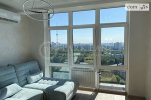 Продается 1-комнатная квартира 52 кв. м в Киеве