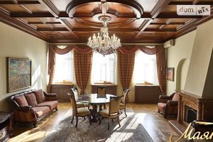 Продается 5-комнатная квартира 242 кв. м в Киеве