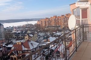 Продается 1-комнатная квартира 43 кв. м в Тернополе