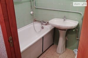Продається 3-кімнатна квартира 64 кв. м у Тернополі