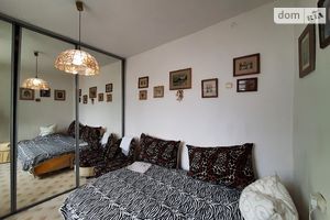 Продається частина будинку 50 кв. м з меблями