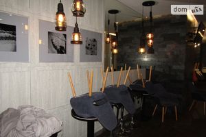 Здається в оренду кафе, бар, ресторан 144 кв. м в 21-поверховій будівлі