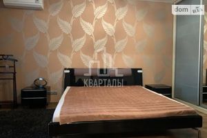 Сдается в аренду 3-комнатная квартира 94 кв. м в Киеве