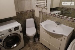 Продається 3-кімнатна квартира 68.2 кв. м у Тернополі