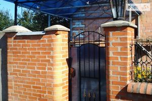 Продается дом на 2 этажа 160 кв. м с подвалом