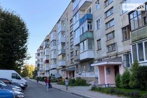 Продается 1-комнатная квартира 37 кв. м в Тернополе